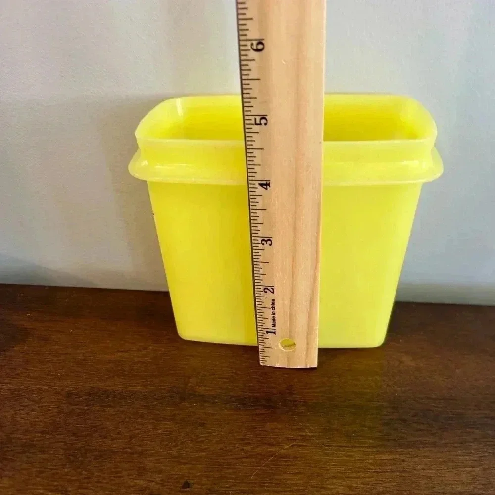 Tupperware great used
